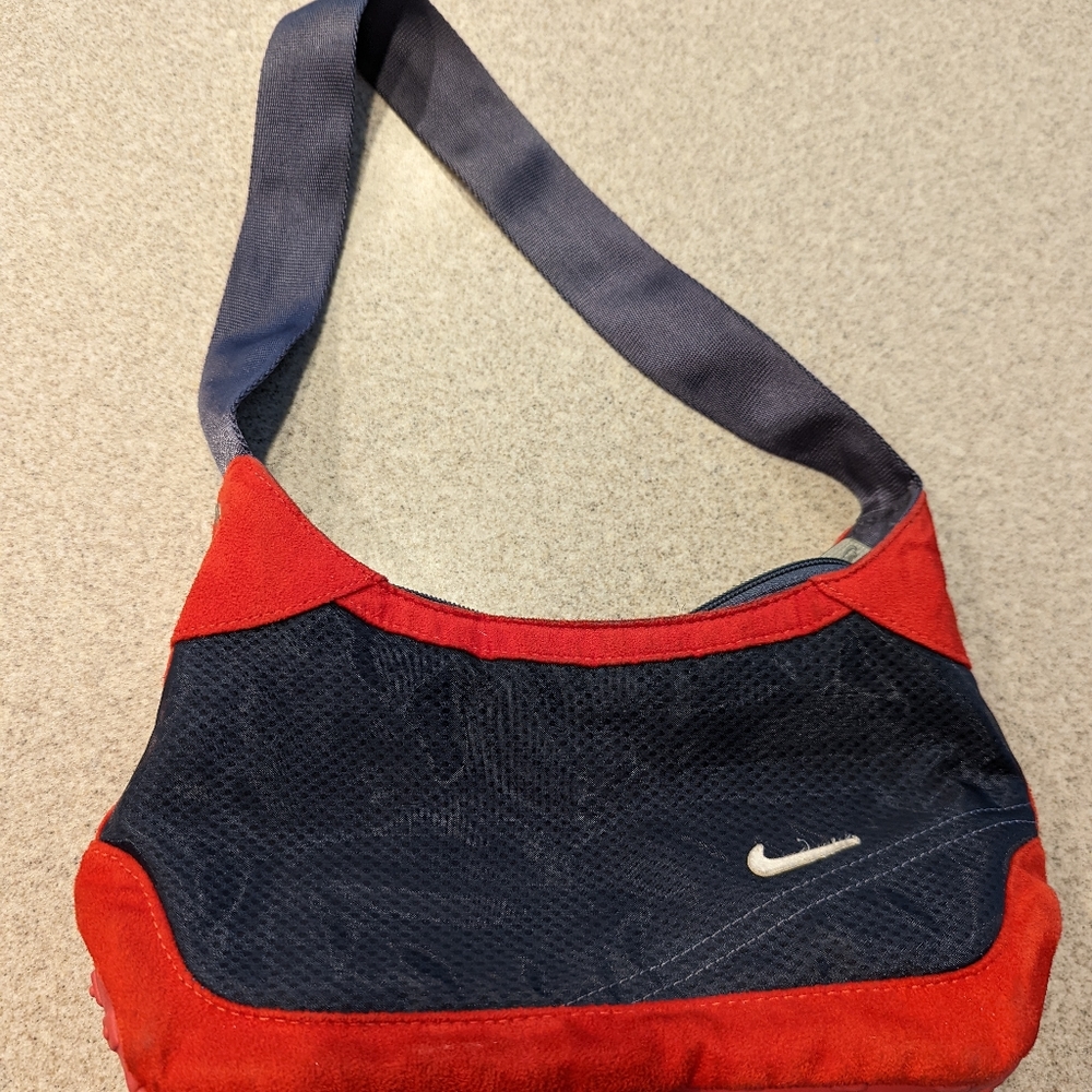 Nike purse